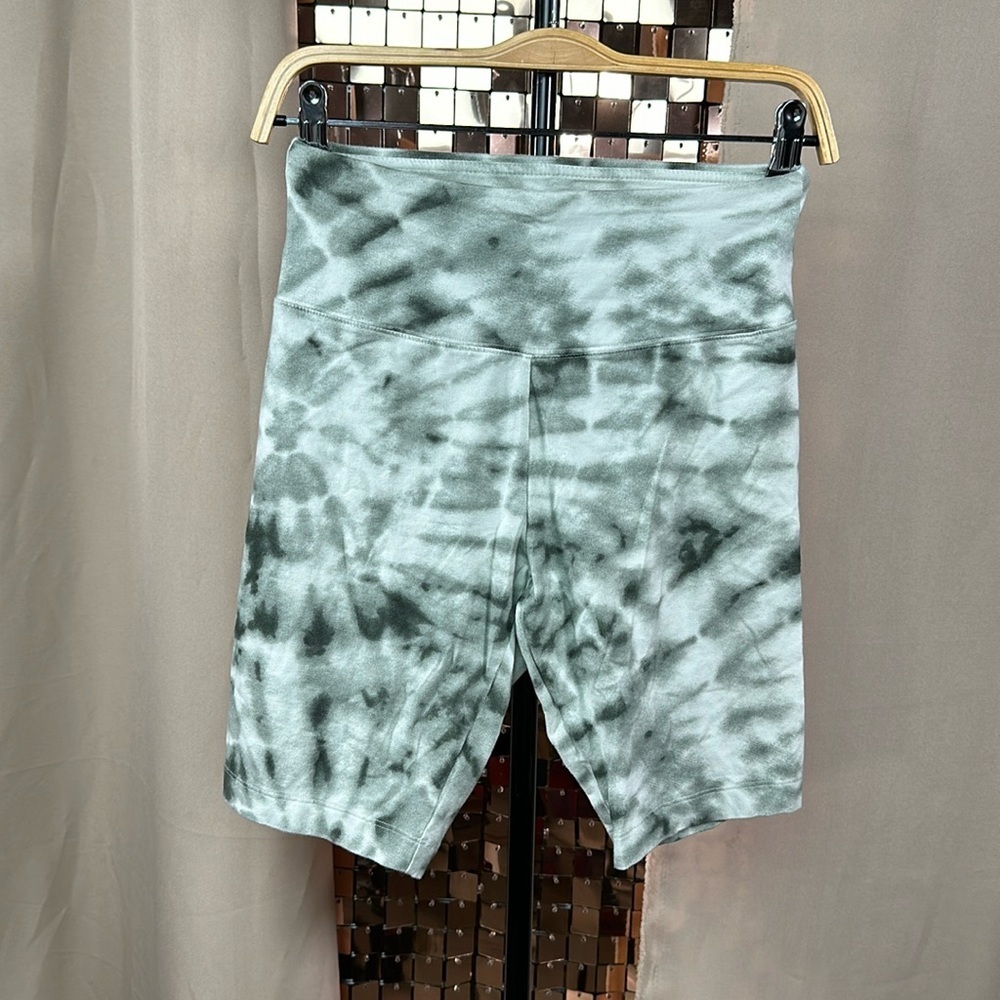 Nobo Green & Grey Tie Dye Stretchy Comfy Biker Shorts Size Medium